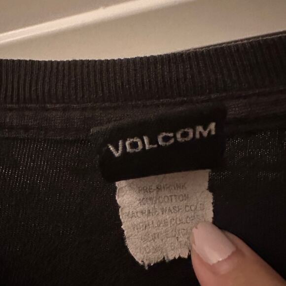 Volcom dark grey graphic tee size medium - Picture 5 of 5